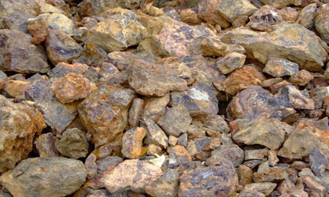 国际铁矿石价格周五收跌     为去年11月以来新低